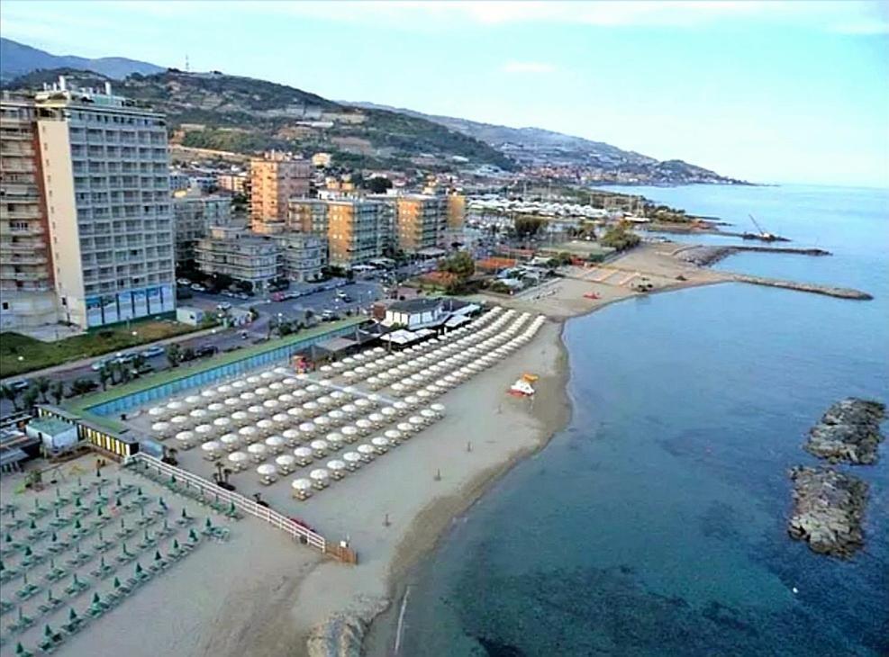 Апартаменты La Casa Di Marty , Codice Citra 008059-Lt-0275 Арма-ди-Таджа Экстерьер фото